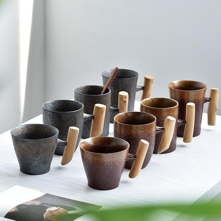 Coarse Pottery Mug with Wooden Handgrip | Kalsten