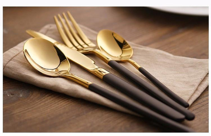 Hemingway Black/Gold Silverware | Kalsten