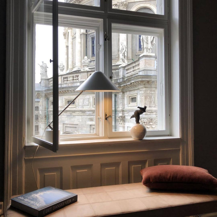 Small Hat Table Lamp | Kalsten