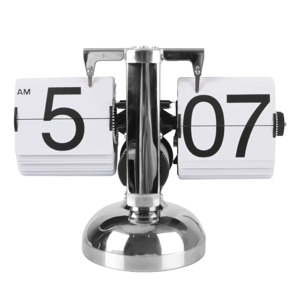 Retro Flip Clock with Automatic Turning Element | Kalsten
