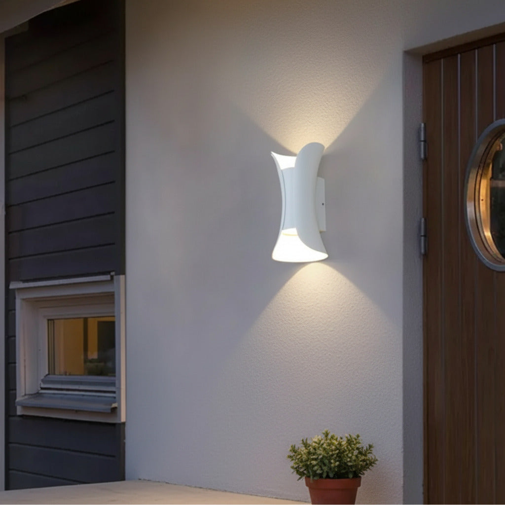 Freyza- Modern Linear LED Wall Sconce - Minimalist Flush Mount with Remote | Kalsten