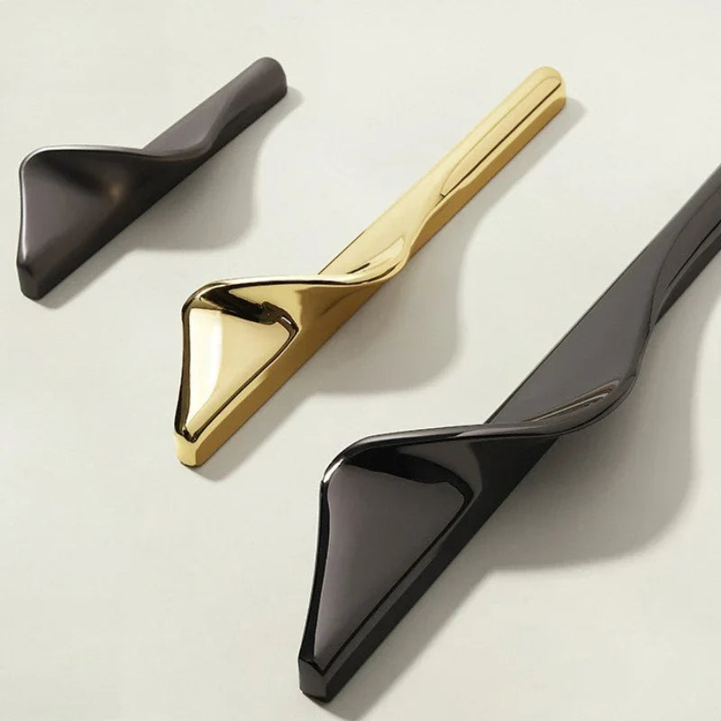 S-Shaped Luxury Cabinet Door Handles Modern Artistic Door and Drawer Pulls | Skanto