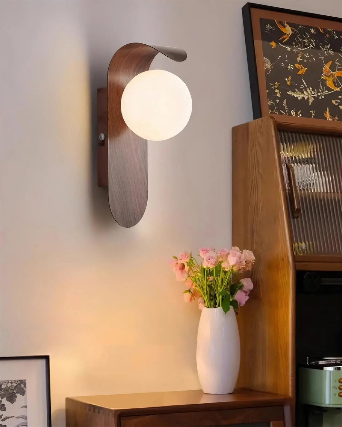 BowLift | Carlyle Wall Lamp | Stylish Modern Lighting for Any Room