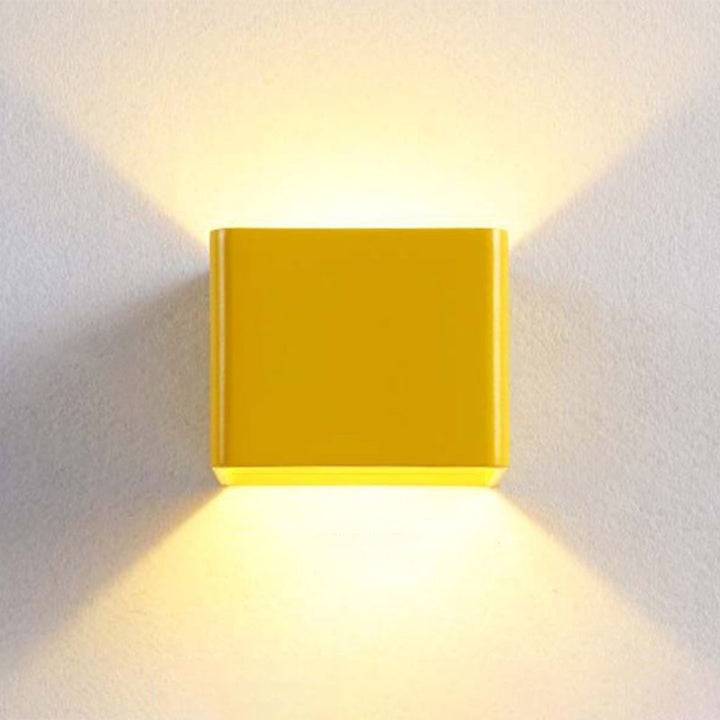 OrrSquare – Modern square wall lamp for stylish lighting | Kalsten