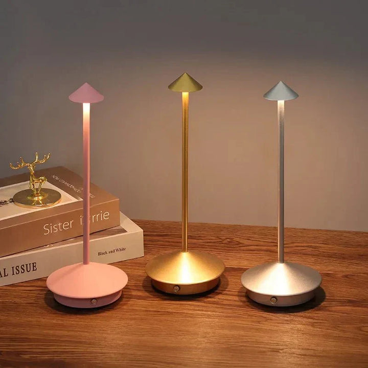 Elegant rechargeable metallic table lamp | Kalsten