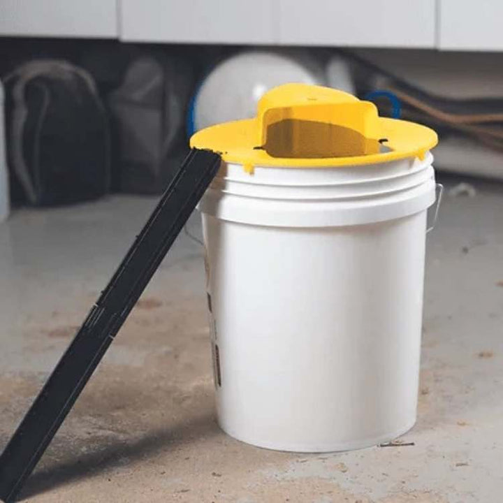 Mouse Trap Multi-Catch with Automatic Tilting Mechanism | Kalsten