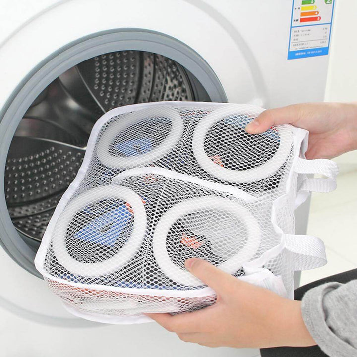 SneakClean - Protect your shoes - Safe washing - Flawless results | Kalsten