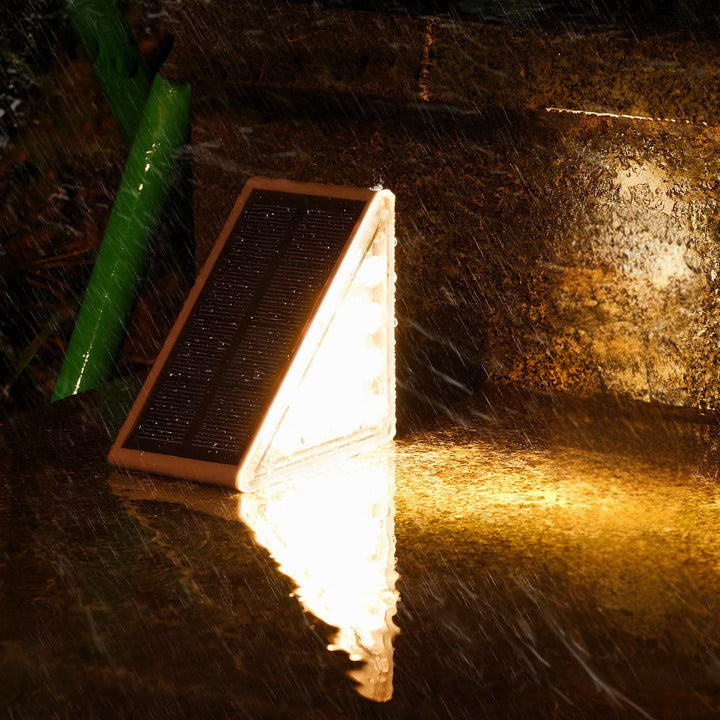 Solar Stair Light – Warm LED Glow Kalsten