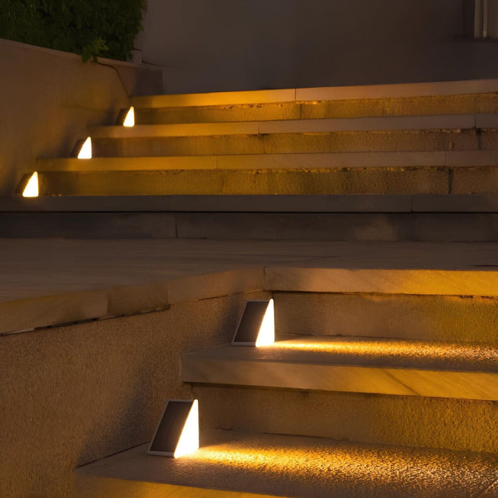 Solar Stair Light – Warm LED Glow Kalsten