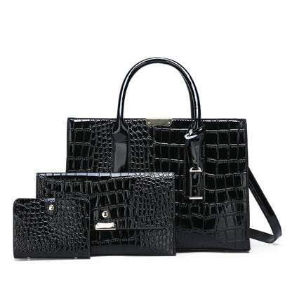 BowLift | Bag with crocodile embossing.
