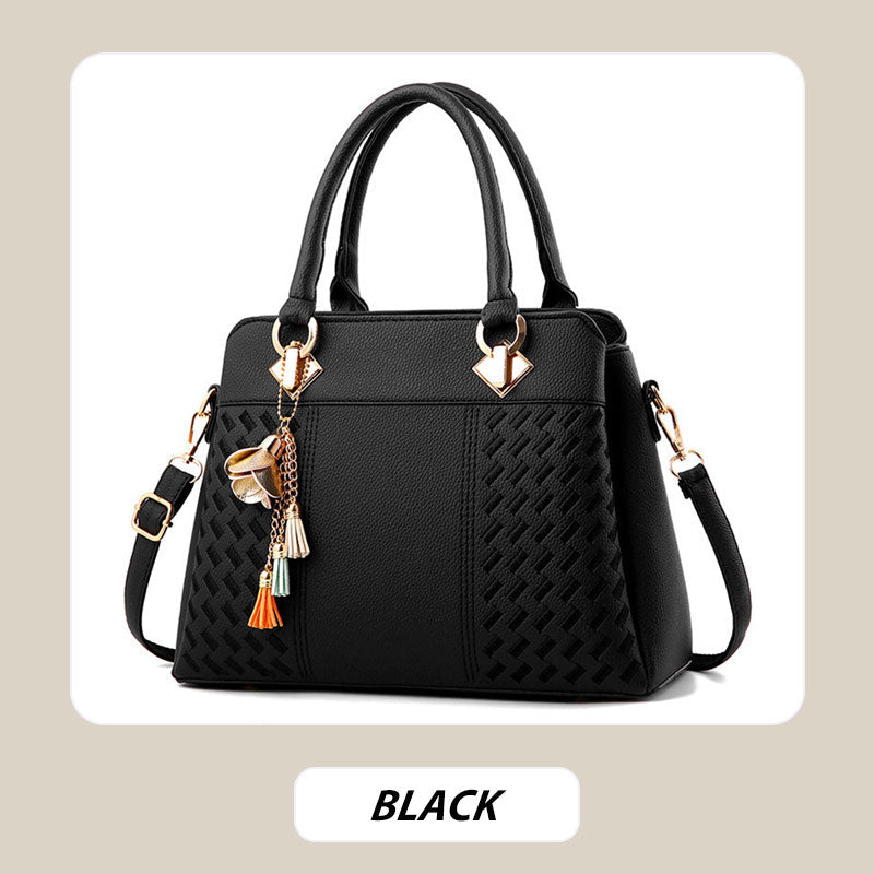 Kalsten | Elegant women's bag with tassel pendant