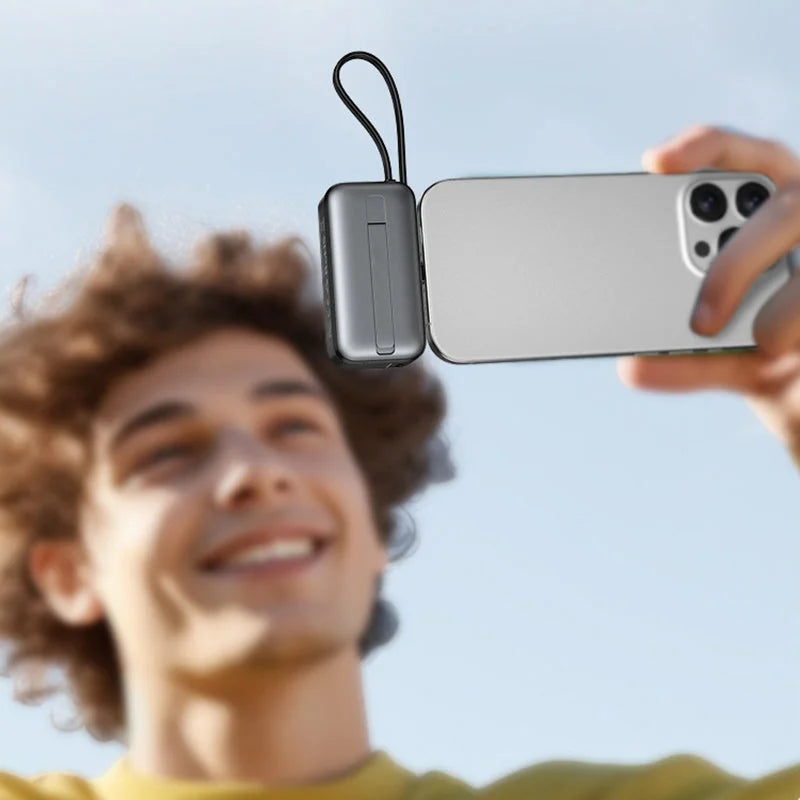 Magnetic 3-in-1 Powerbank with wireless charging | Kalsten