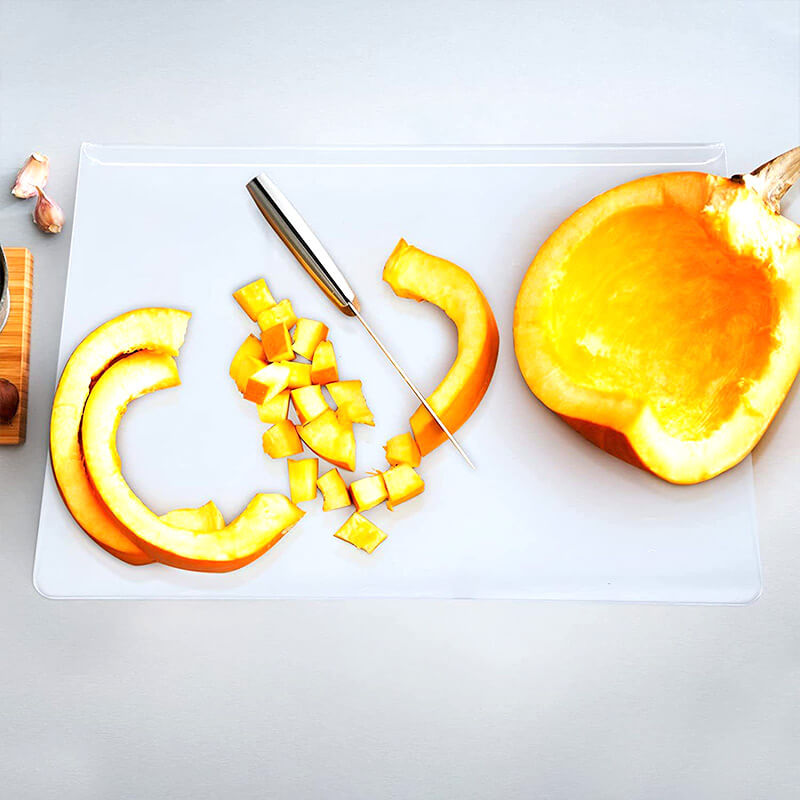Skanto | Stylish and Safe Anti-Slip Cutting Board - GlassEdge