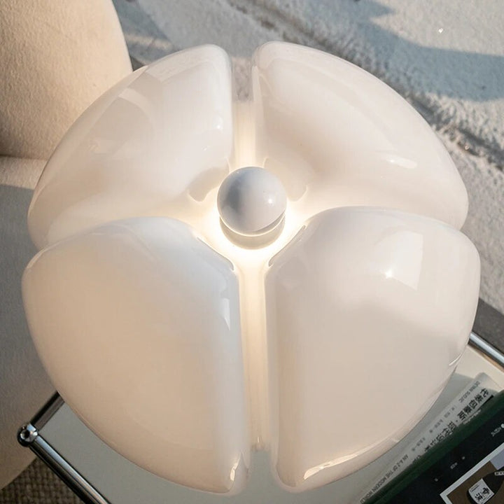 Stylish Flower Table Lamp – Fleur | Kalsten