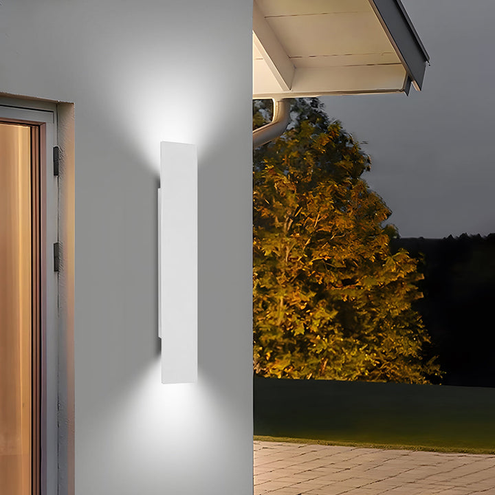 Modern Waterproof Outdoor Wall Lamp Kalsten