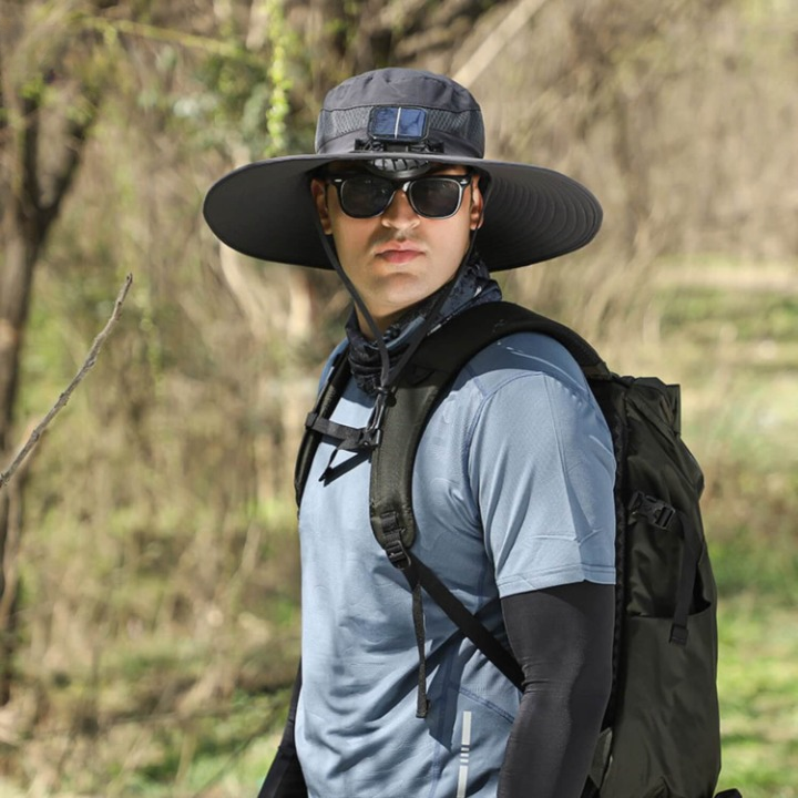 Solar energy hat with fan and UV protection - SolarCool VentiHat | Kalsten