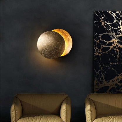Skanto | Wall Lamp with Magical Moonlight - Lunora