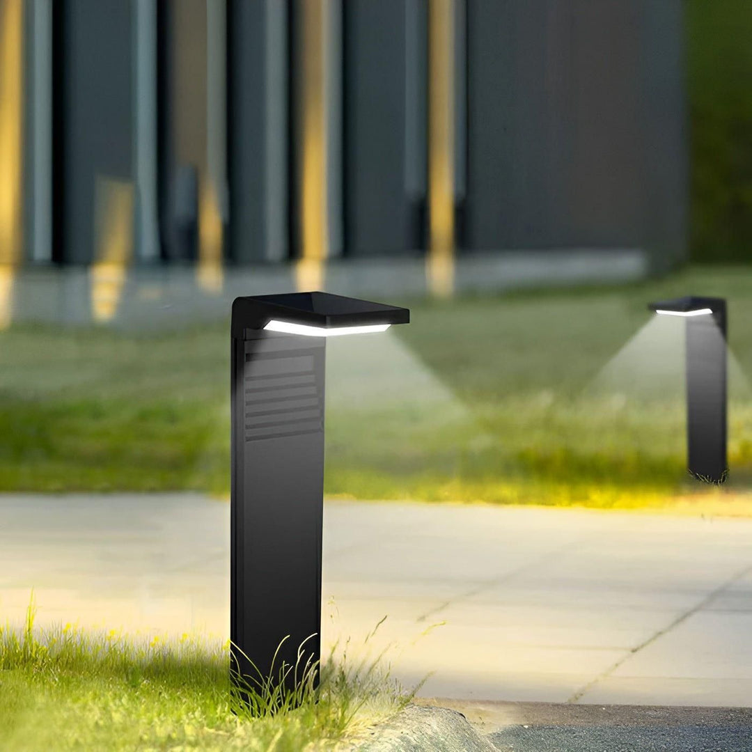 GardenGlow Light - Waterproof LED Solar Garden Pendant Light | Kalsten