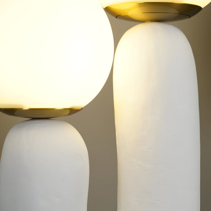 Contemporary Style Table Lamp with Natural Accent | Kalsten