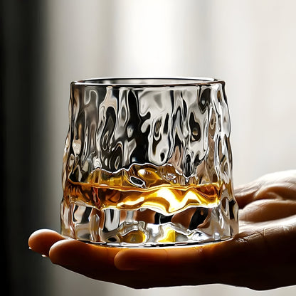 360° Rotating Whisky Glass – Textured Design for Stylish Drinking Enjoyment