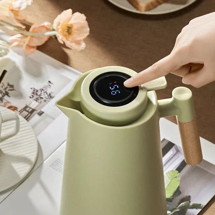 Smart Thermos Bottle with Temperature Display