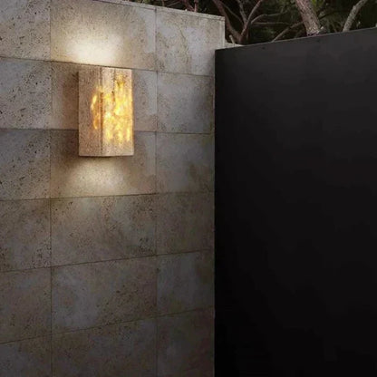 Skanto | Travertine Wall Lamp for a Warm and Elegant Atmosphere