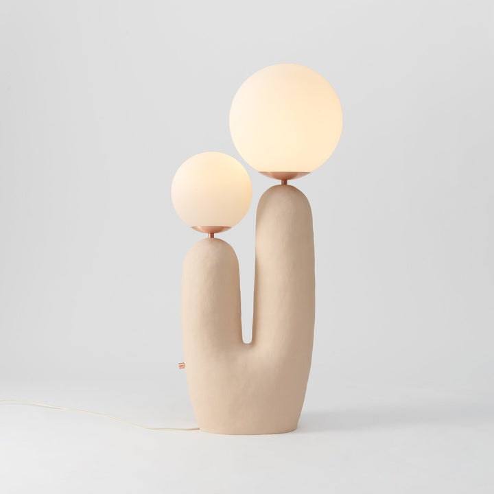 Contemporary Style Table Lamp with Natural Accent | Kalsten