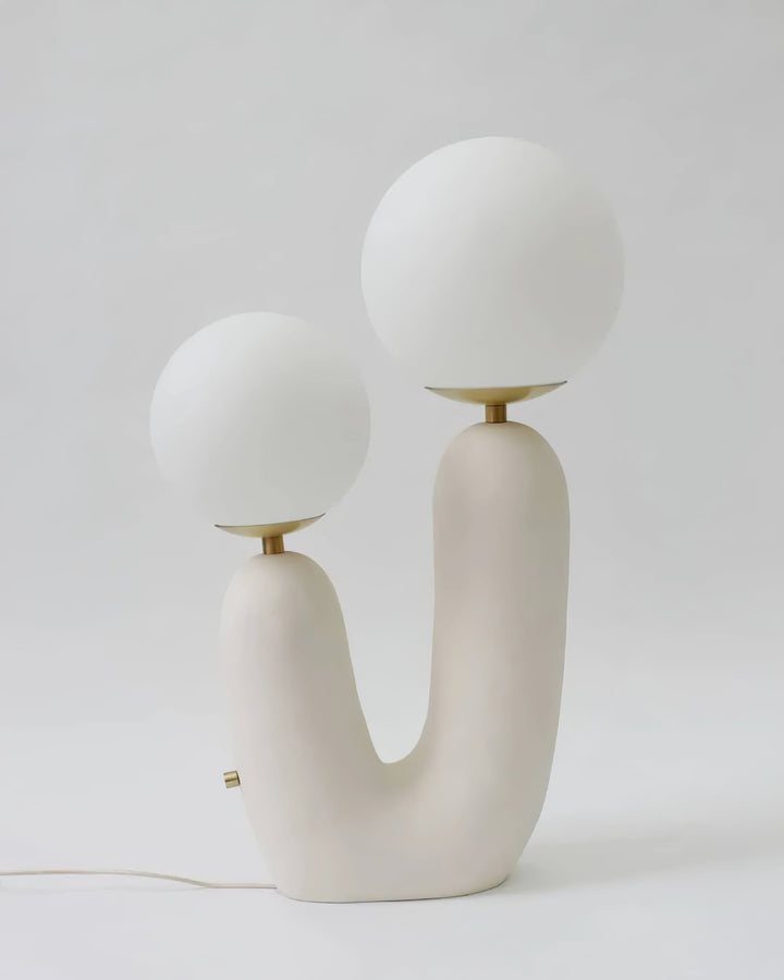 Contemporary Style Table Lamp with Natural Accent | Kalsten