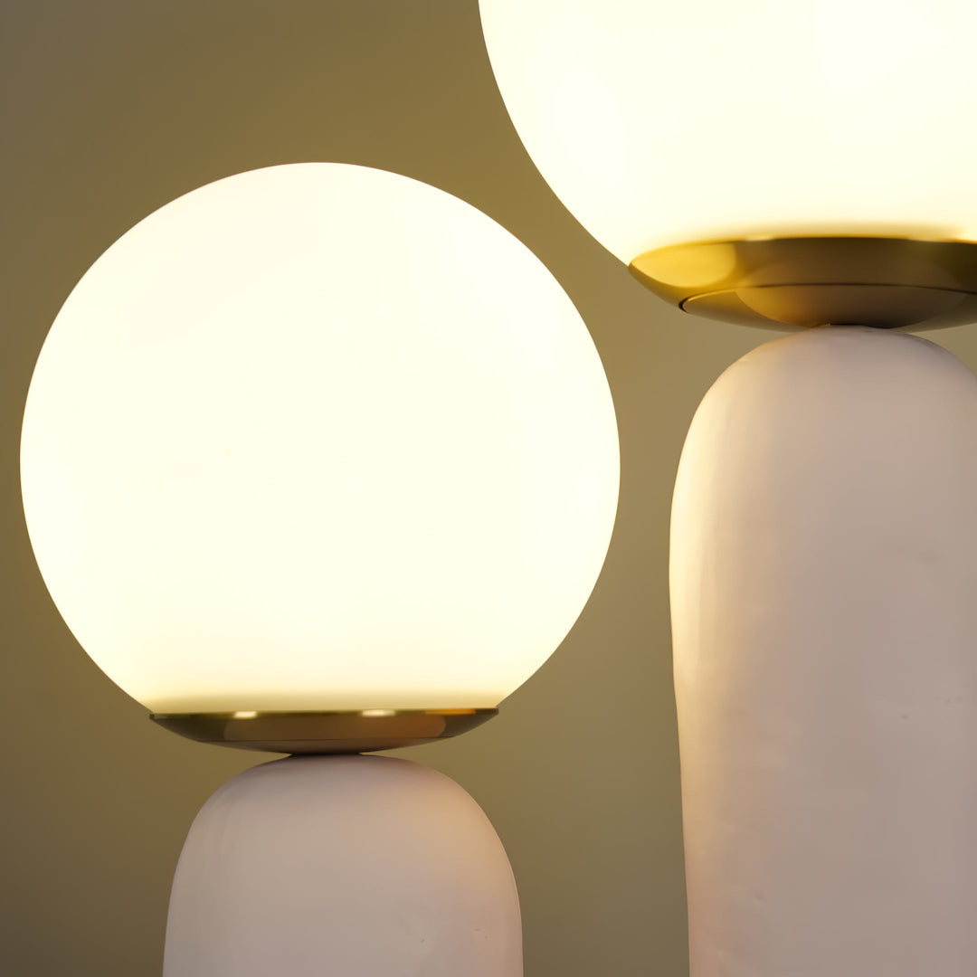 Contemporary Style Table Lamp with Natural Accent | Kalsten