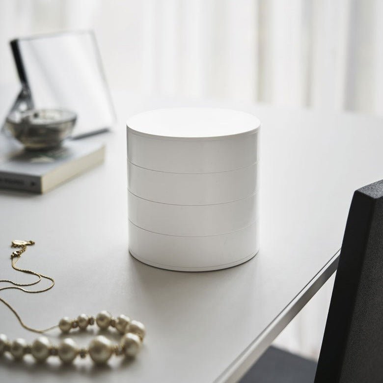 Kalsten | Twist Around Jewelry Organizer