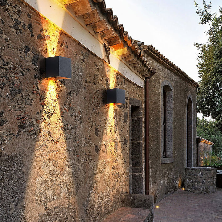 Up down Lighting Waterproof Adjustable Beam Angle Outdoor Wall Lights | Kalsten