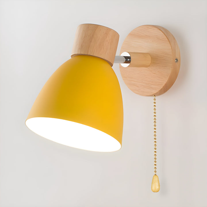 Wood Nordic Wall Lamp with Switch for the Bedroom | Kalsten