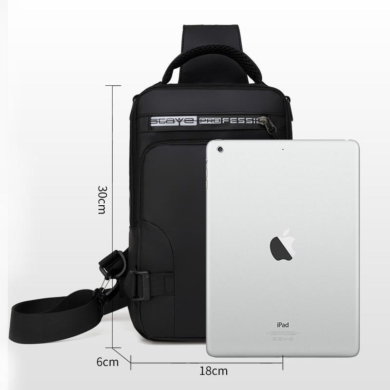 Shoulder bag with USB charger | Kalsten