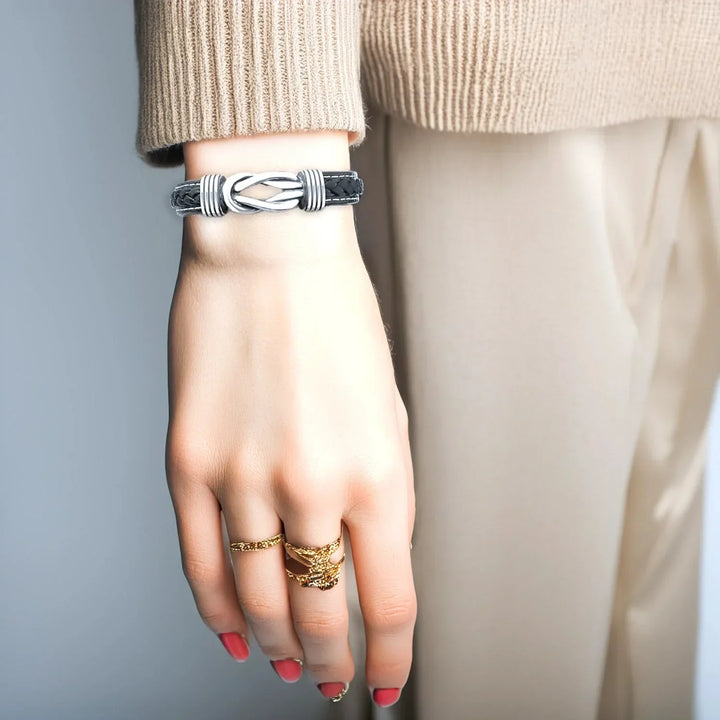 Kalsten | Unisex Eternal Love Knot Leather Bracelet