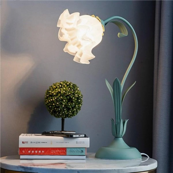 BloomBeam - Adjustable Retro Table Lamp | Kalsten