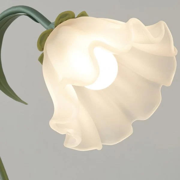 BloomBeam - Adjustable Retro Table Lamp | Kalsten