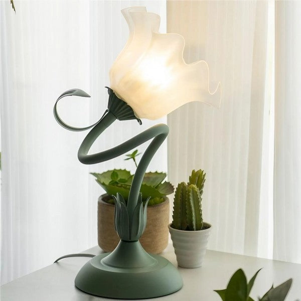 BloomBeam - Adjustable Retro Table Lamp | Kalsten