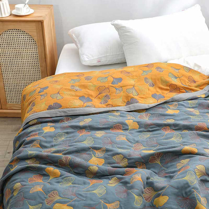 Luxurious Duvet with Elegant Leaf Pattern – Premium Cotton Kalsten