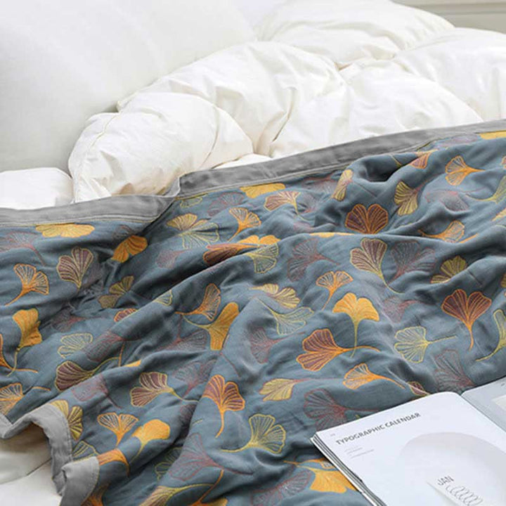 Luxurious Duvet with Elegant Leaf Pattern – Premium Cotton Kalsten
