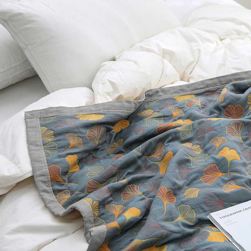 Luxurious Duvet with Elegant Leaf Pattern – Premium Cotton Kalsten