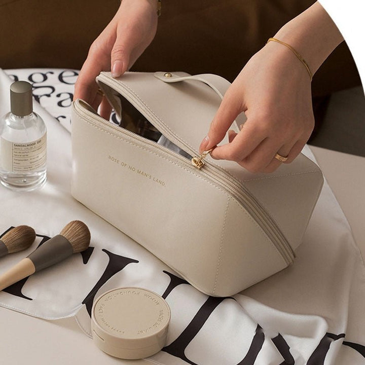 Skanto | Cosmetic Bag | Elegant and Spacious | Practical Storage
