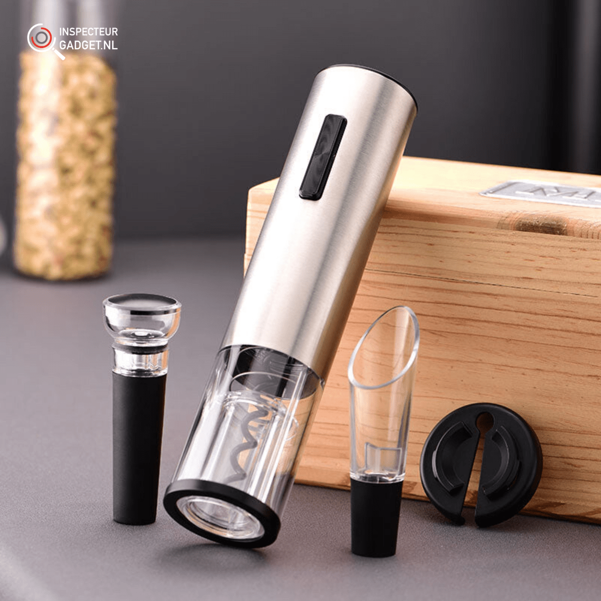 Skanto | Vinolux 4-in-1 Electric Wine Opener Set – Corkscrew, Foil Cutter, Aerator & Vacuum Stopper