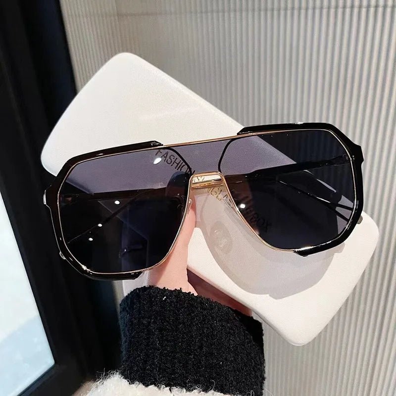 Kalsten | VOGUEVIEW SHADES – Oversized Square Sunglasses with UV400 & Photochromic Lenses