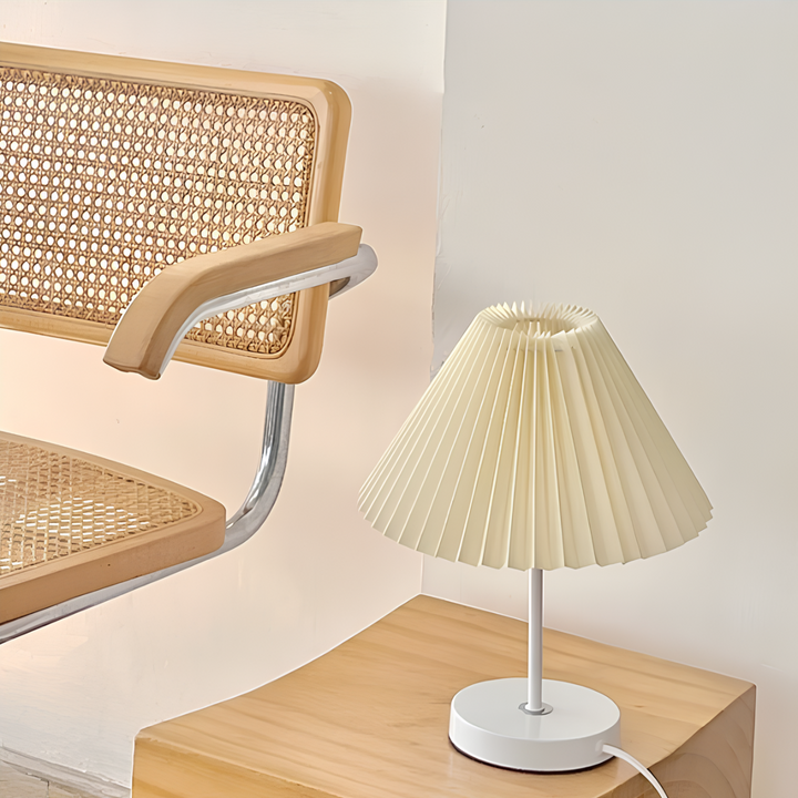 Pleatique Table Lamp | Kalsten