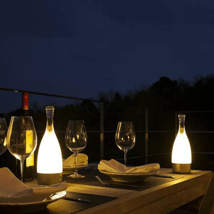 Stylish wine bottle table lamp - Rechargeable with dimmable light Kalsten