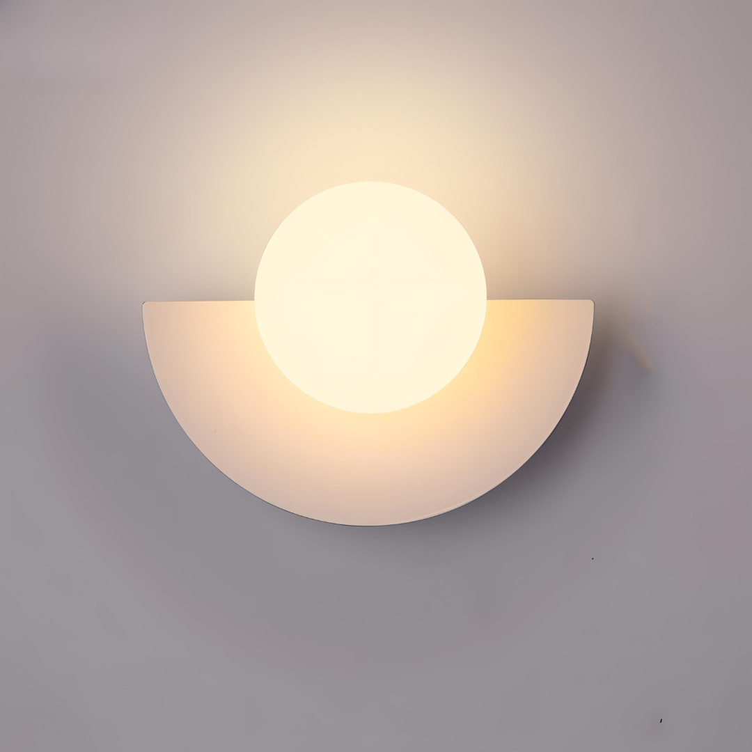 Nordic Style Modern Metal Wall Lamp