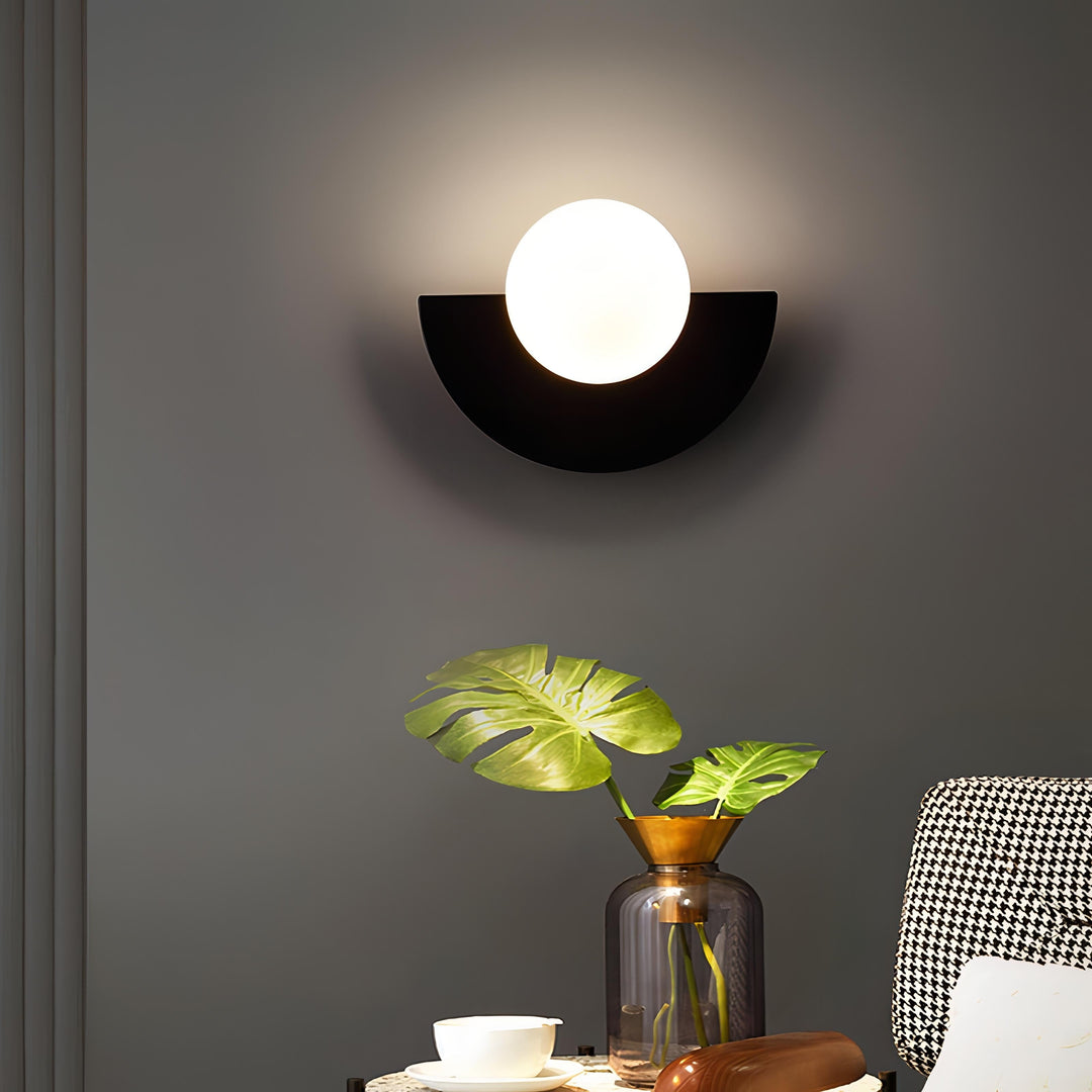Nordic Style Modern Metal Wall Lamp