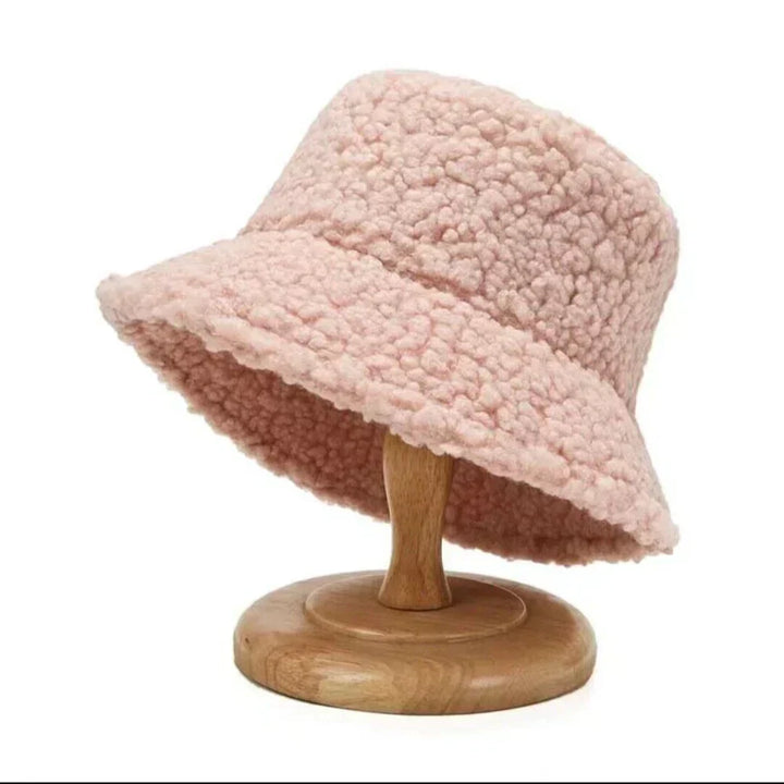 Kalsten | Livia Women’s Teddy Bucket Hat Warm Lambswool