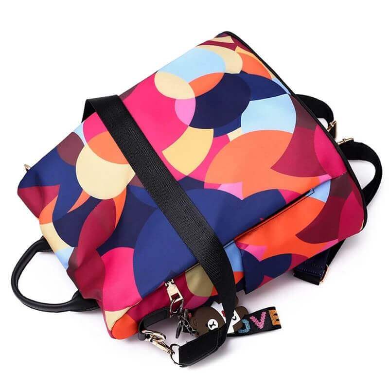 Water-Resistant Anti-Theft Women’s Backpack with Multiple Compartments – SafeHold | Kalsten