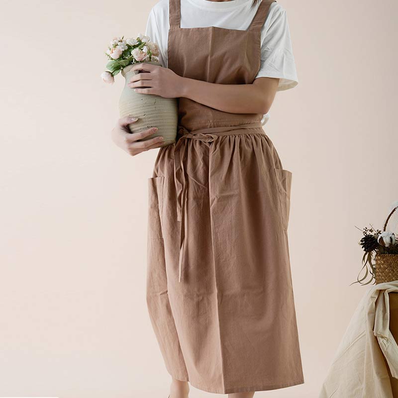 Skanto | Waterproof Cotton Apron with Handy Pockets - ChefMate